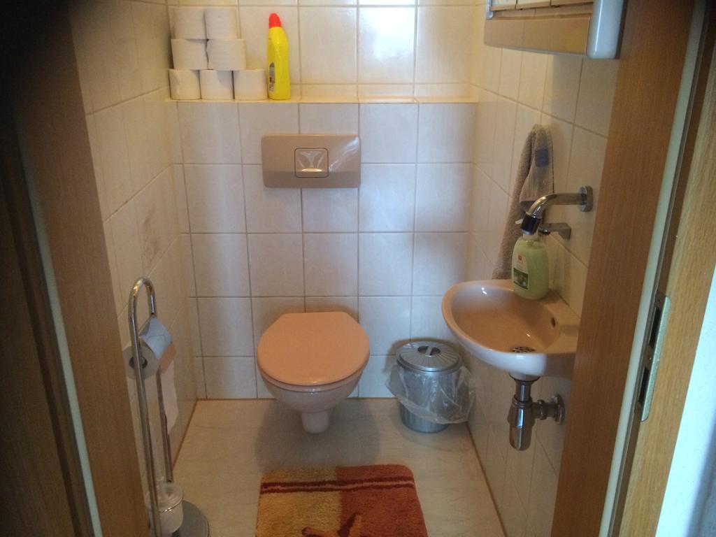 Zimmer Zur Ehemaligen Weinstube Untermberg Zewnętrze zdjęcie